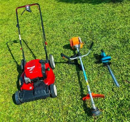 Mower brush cutter and trimmer tools — by Kellyscappers Central